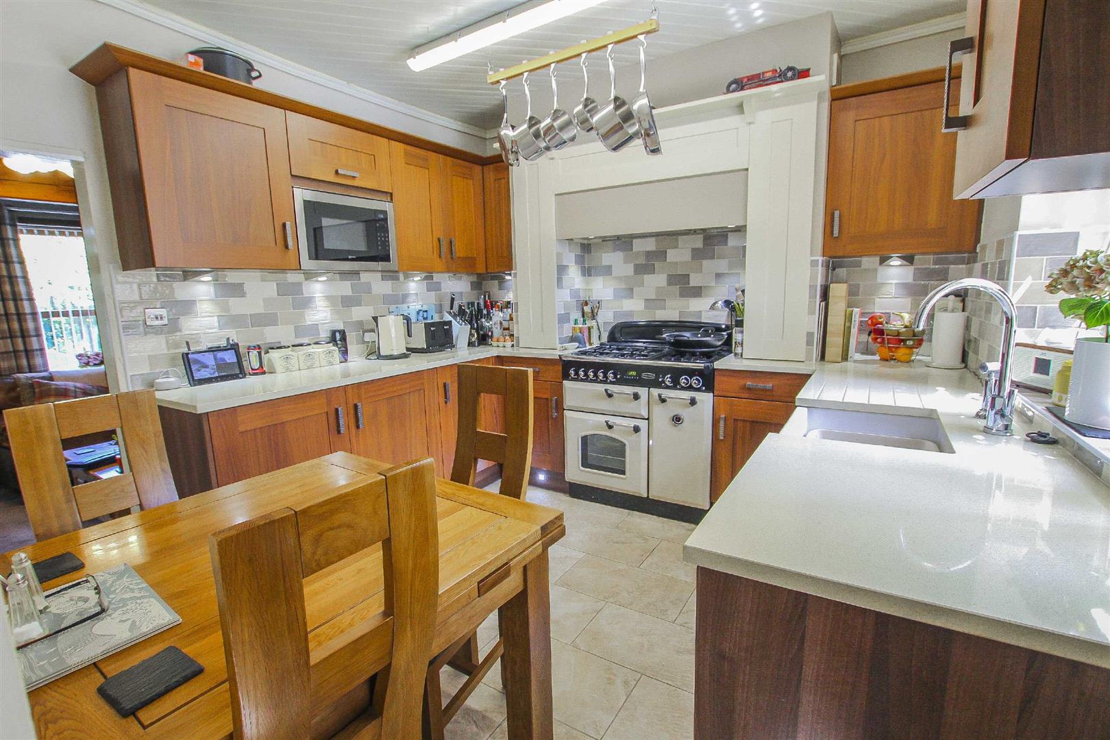 3 Bed End Terrace House For Sale - Main Image